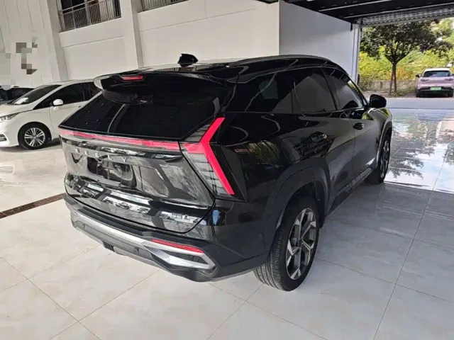 Geely Boyue L — Фото автомобиля 6