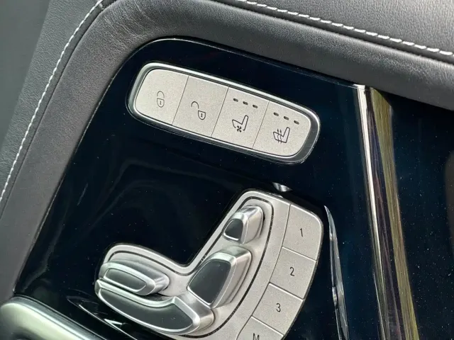 Mercedes-Benz G-Class — Фото автомобиля 10