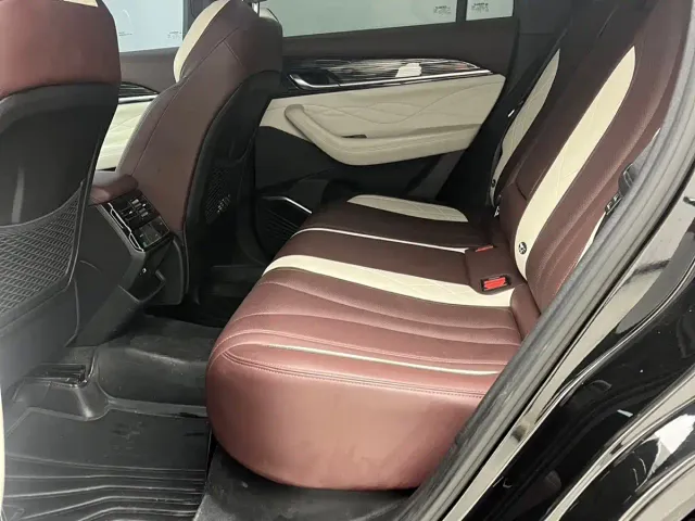 Geely Xingyue L — Фото автомобиля 9
