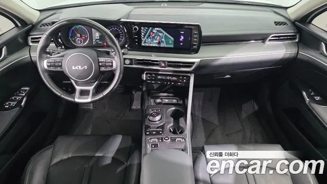 Kia K5 Generation 3 — Фото автомобиля 10
