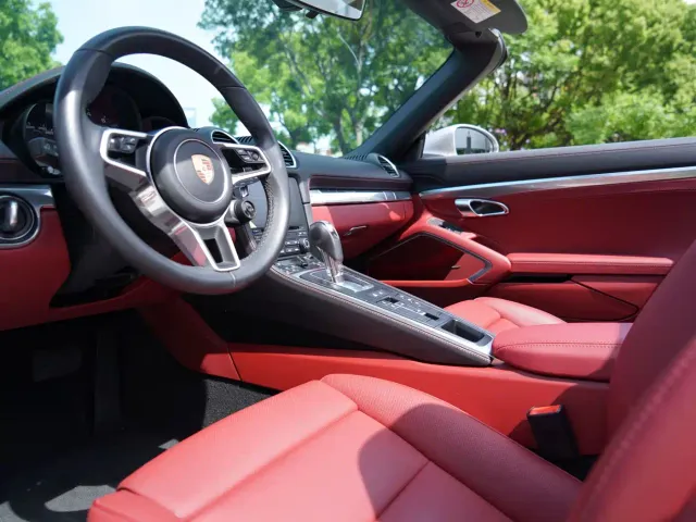 Porsche 718 — Фото автомобиля 11
