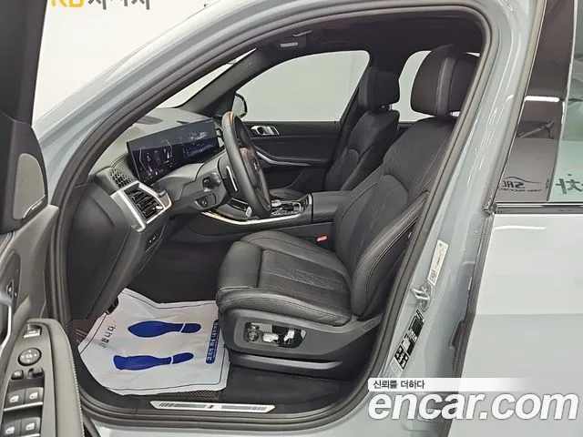 BMW X5 xDrive 40i M Sport — Фото автомобиля 12
