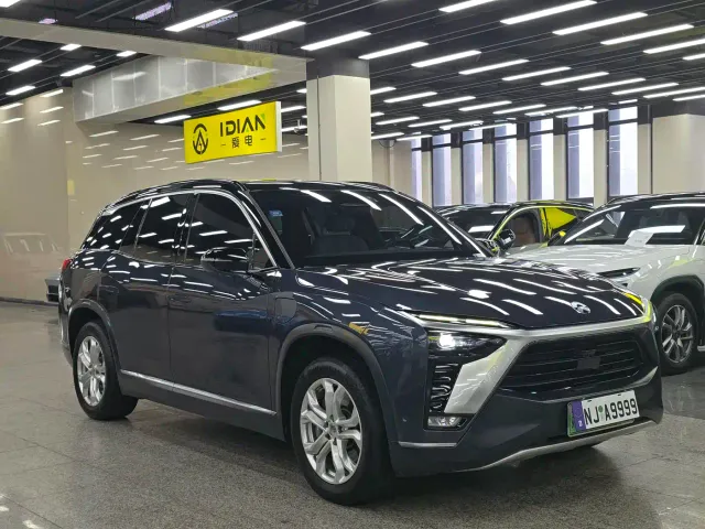 Nio ES8 — Фото автомобиля 3