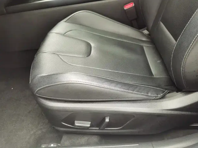 Hyundai Elantra — Фото автомобиля 20