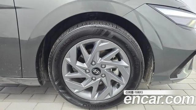 Hyundai Avante CN7 — Фото автомобиля 6