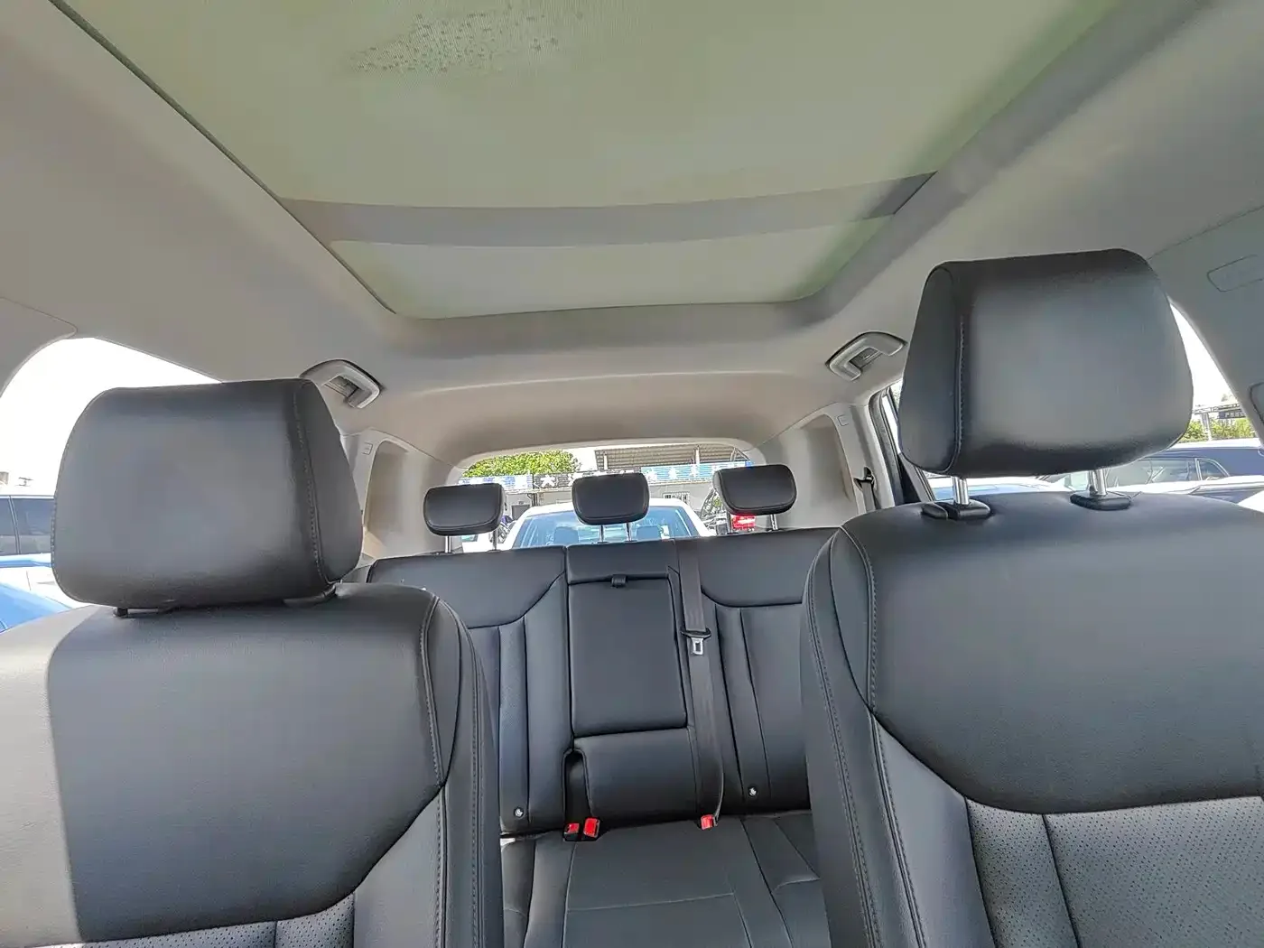Wuling Motors Wuling Xingchen 2021 1.5T CVT Starlight Edition — Фото автомобиля 14