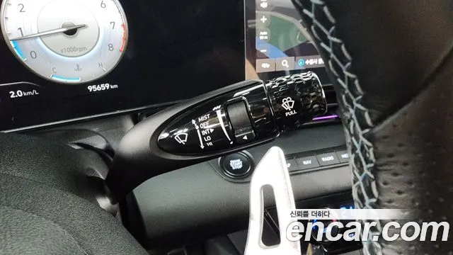Hyundai AVANTE — Фото автомобиля 24