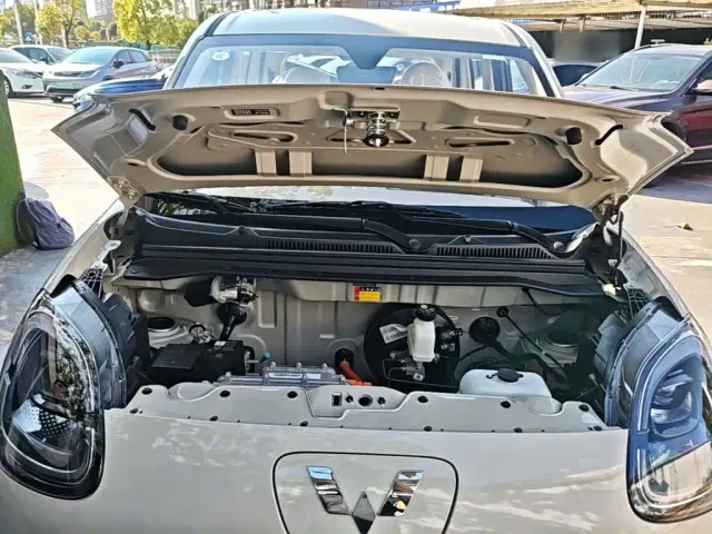 Wuling Hongguang Mini EV — Фото автомобиля 19