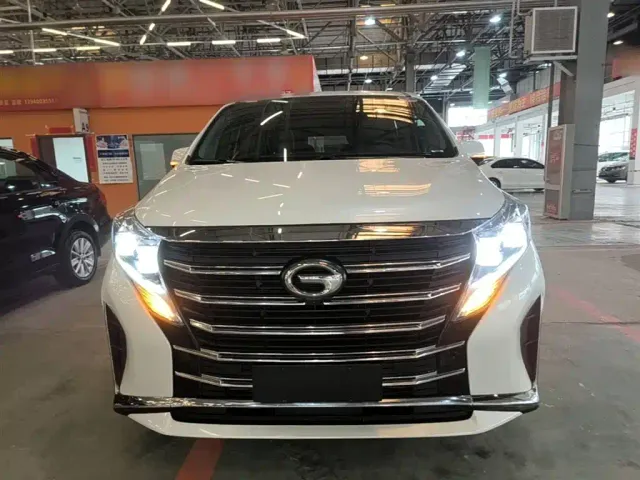 GAC Trumpchi M8 — Фото автомобиля 2