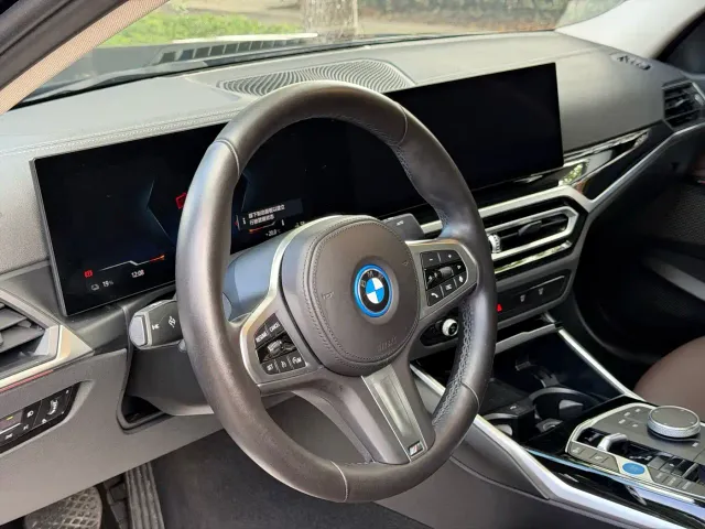 BMW i3 — Фото автомобиля 9