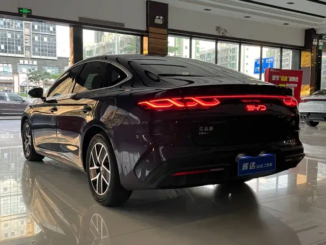 BYD Qin L — Фото автомобиля 5