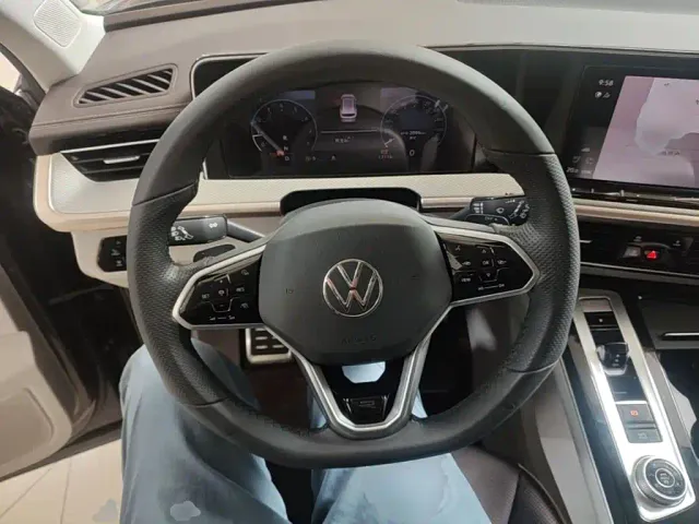Volkswagen Talagon — Фото автомобиля 10