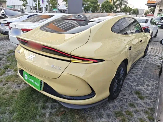 IM Motors L6 — Фото автомобиля 6