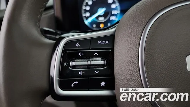 Kia Canival Carnival 4 поколение Бензин 9 мест Noblesse — Фото автомобиля 17