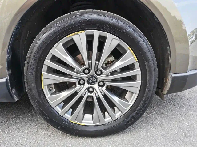 Toyota Harrier — Фото автомобиля 18