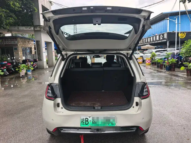 Baojun Cloud — Фото автомобиля 5