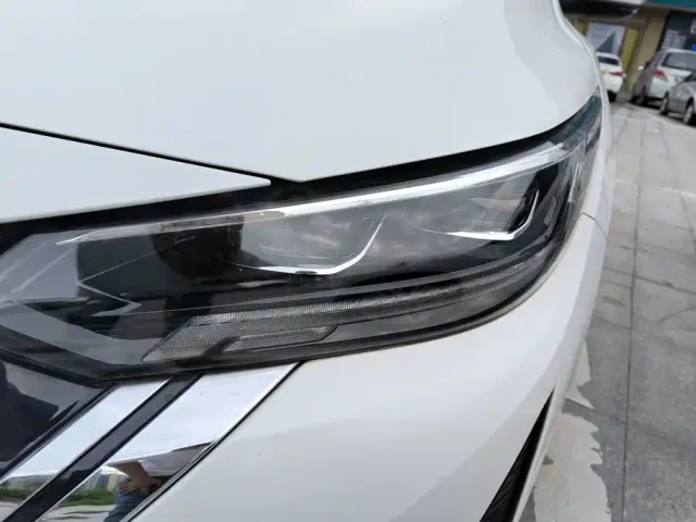Nissan Sylphy — Фото автомобиля 5