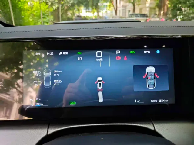 BYD Song L DM-i — Фото автомобиля 10