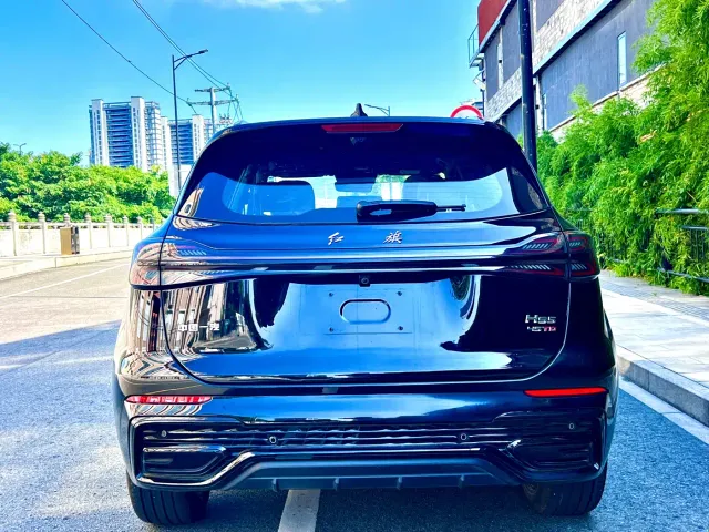 Hongqi HS5 — Фото автомобиля 9