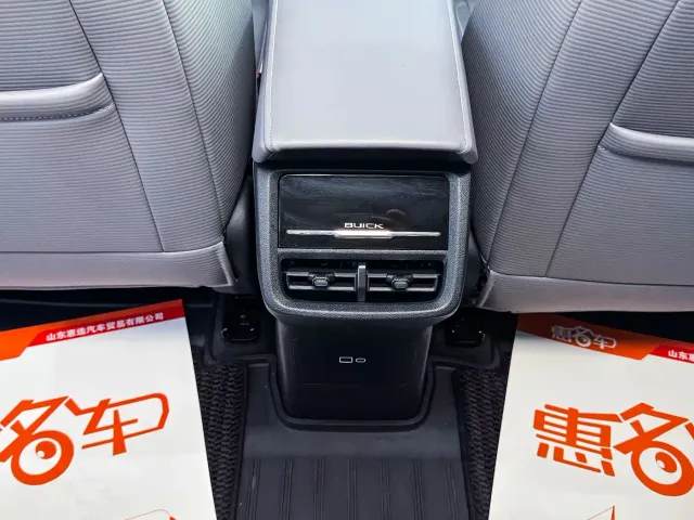 Buick E5 — Фото автомобиля 16