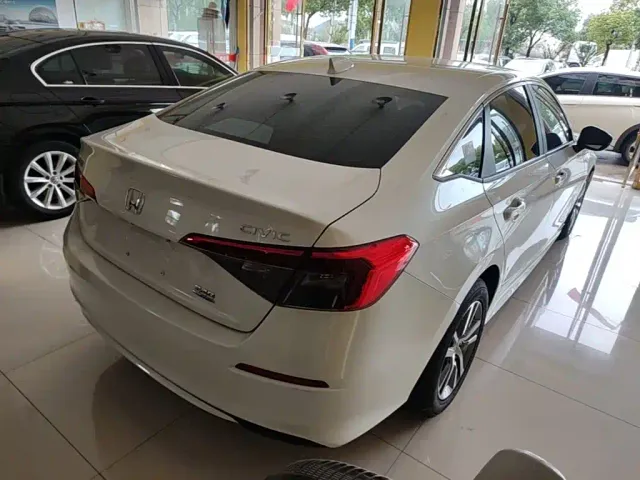 Honda Civic — Фото автомобиля 6