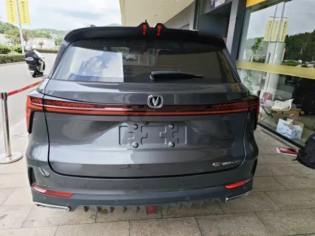 Changan CS75 Plus — Фото автомобиля 5