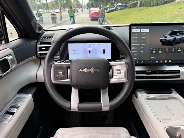 BYD FangChengBao Titanium 7 — Фото автомобиля 11