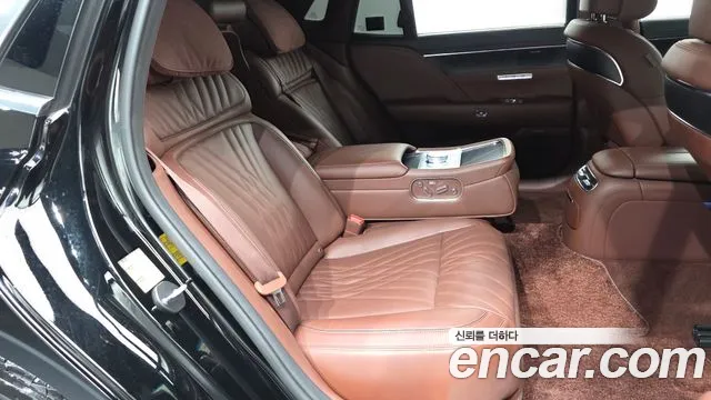 Genesis G90 RS4 — Фото автомобиля 12