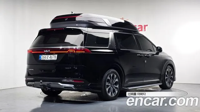 Kia Carnival Generation 4 — Фото автомобиля 2