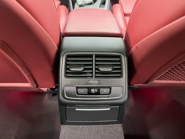 Audi A4L — Фото автомобиля 18