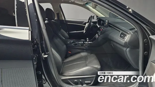 Genesis G70 — Фото автомобиля 17
