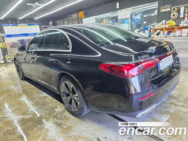Mercedes-Benz E-Class W214 — Фото автомобиля 6
