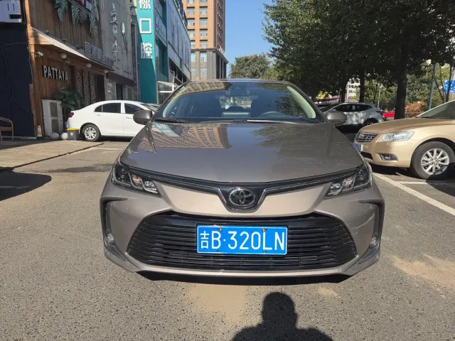 Toyota Corolla — Фото автомобиля 2