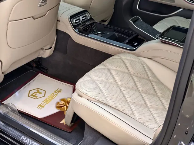 Mercedes-Benz Maybach S-Class — Фото автомобиля 11