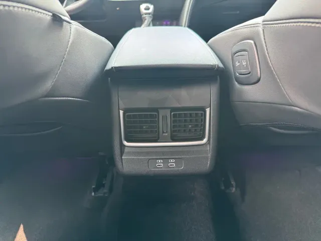 Toyota Camry — Фото автомобиля 16