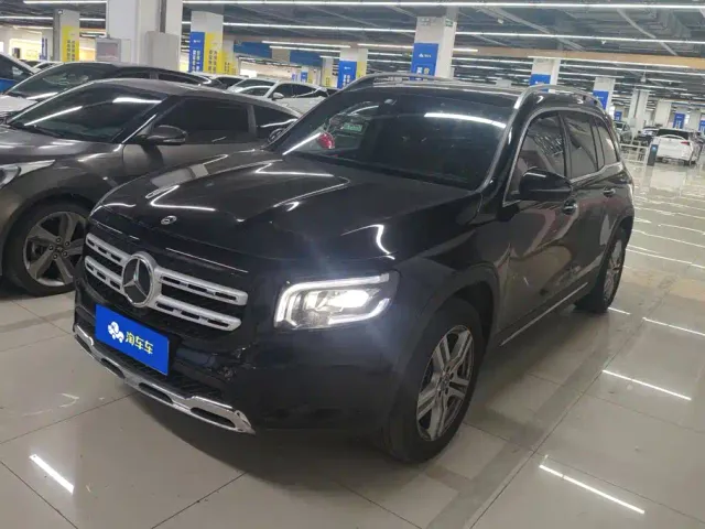 Фотография автомобиля — Mercedes-Benz GLB-Class