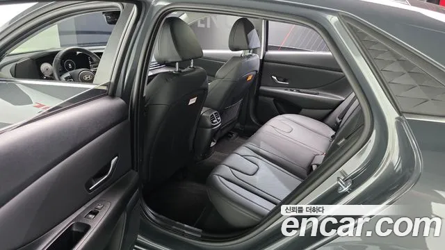 Hyundai Avante — Фото автомобиля 16