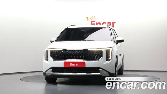 Kia Carnival — Фото автомобиля 3