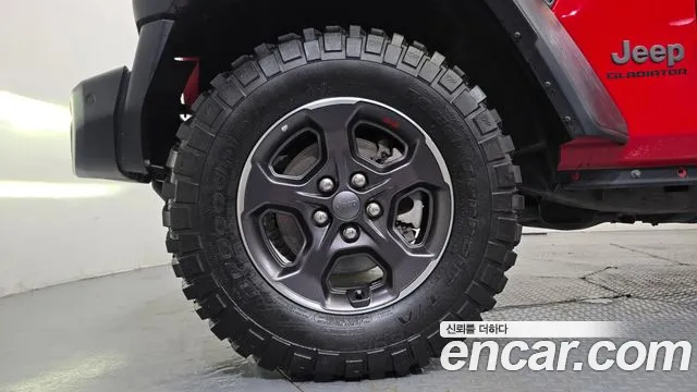 Jeep Gladiator Gladiator (JT) — Фото автомобиля 5