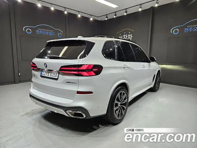 BMW X5 — Фото автомобиля 2