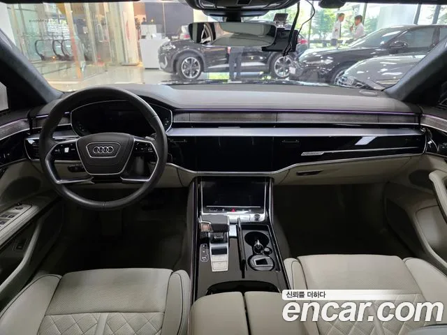 Audi A8 — Фото автомобиля 7