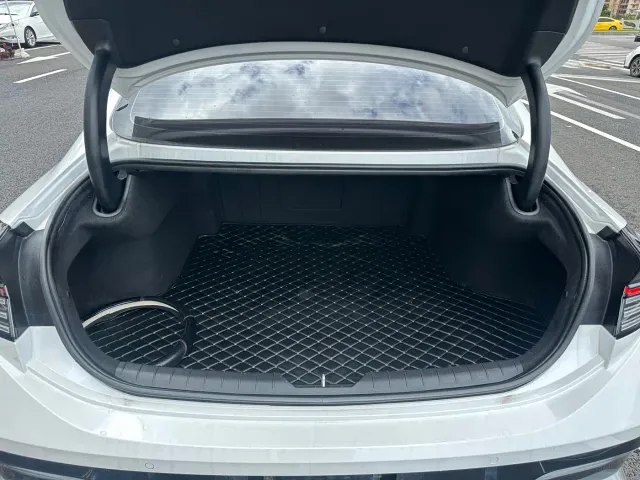Hyundai Sonata — Фото автомобиля 14