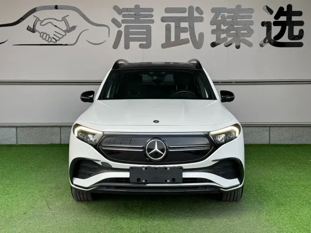 Mercedes-Benz EQB — Фото автомобиля 2