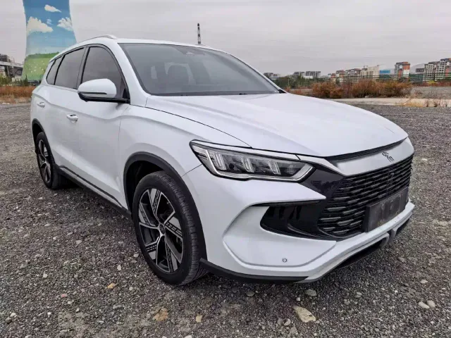 BYD Song Pro — Фото автомобиля 3