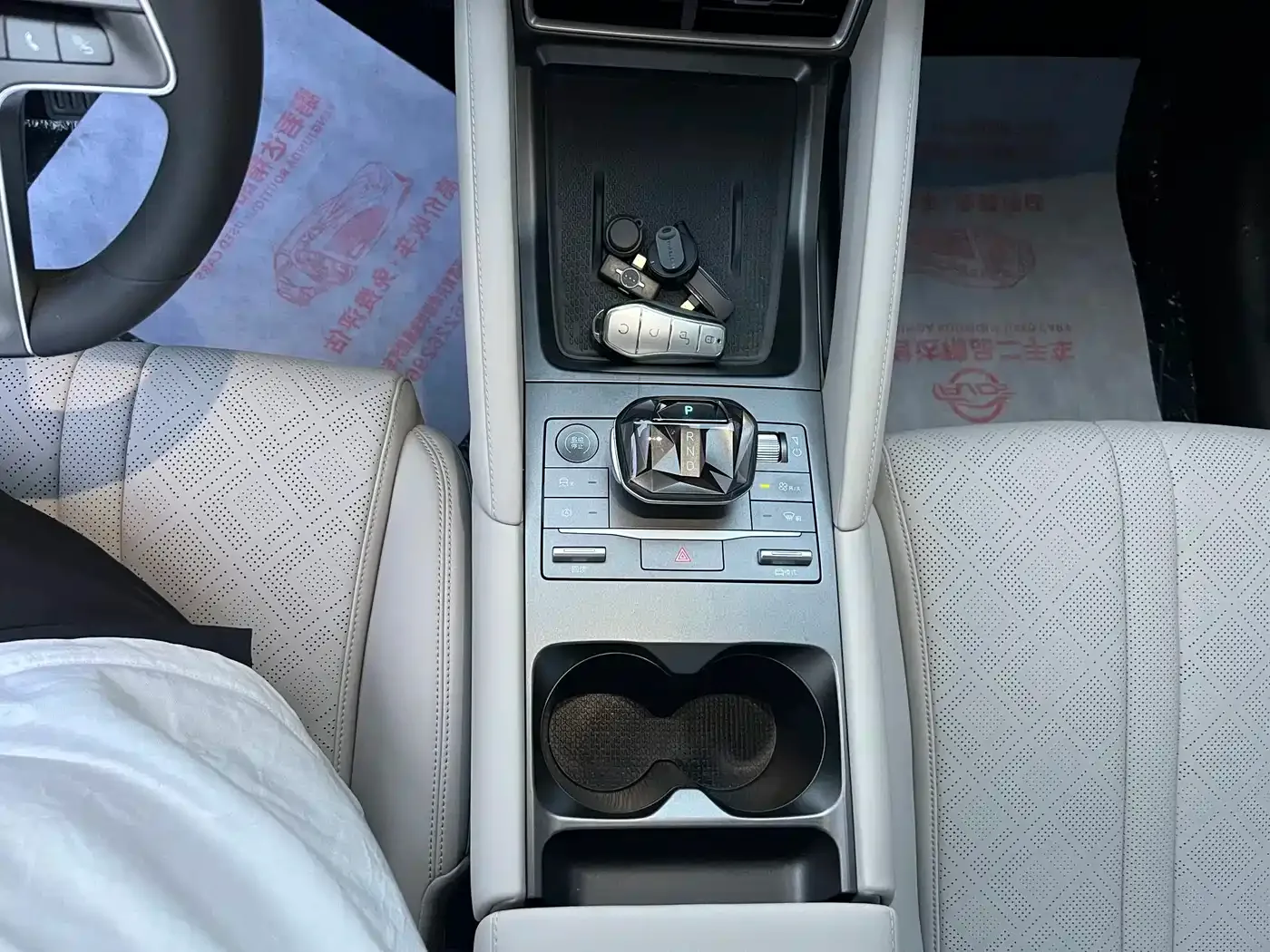 BYD Yuan UP 2024 401KM Vitality Edition — Фото автомобиля 15