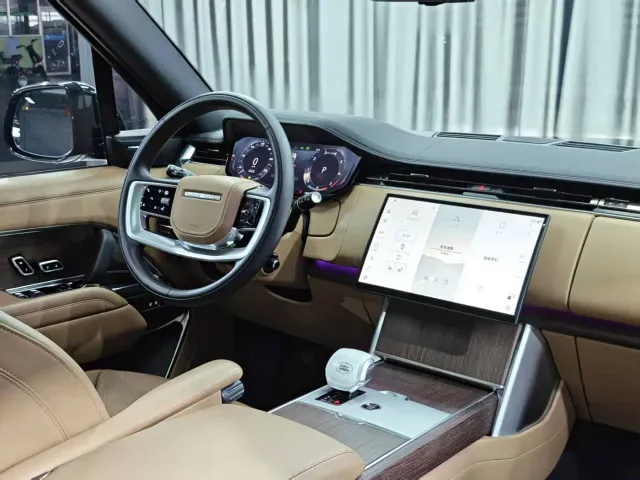 Land Rover Range Rover — Фото автомобиля 10