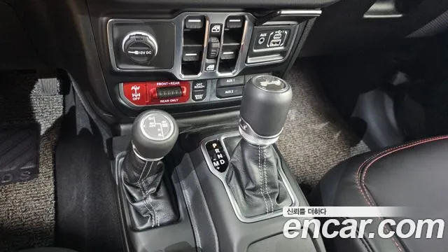 Jeep Wrangler Wrangler (JL) — Фото автомобиля 9