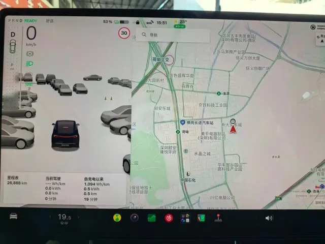 Tesla Model Y — Фото автомобиля 21