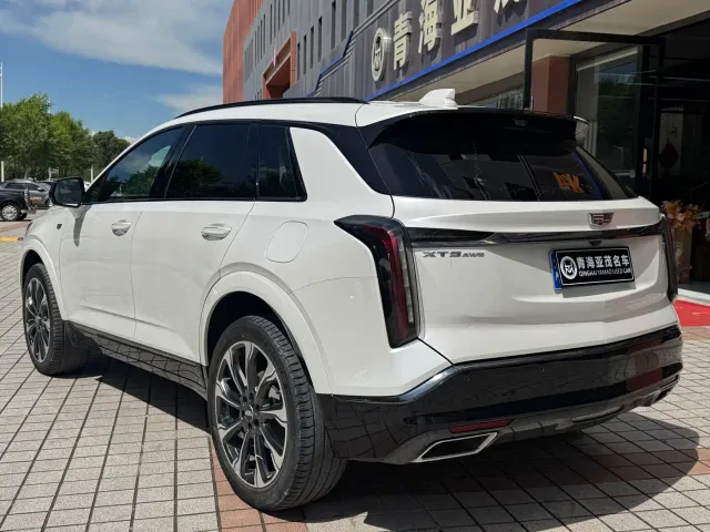 Cadillac XT5 — Фото автомобиля 17