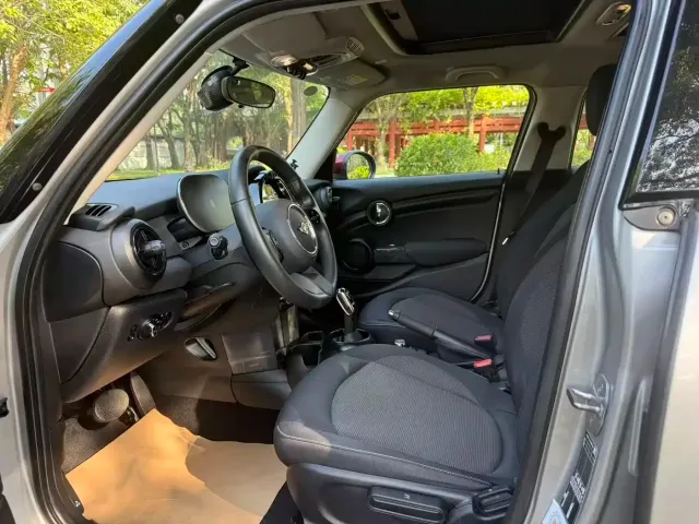 MINI Hatch — Фото автомобиля 6
